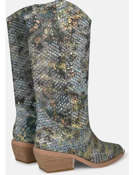 Botas cowboy de mujer en piel efecto fantasia con detalle metálico en el tacón - Alma en Pena - FashionsVida