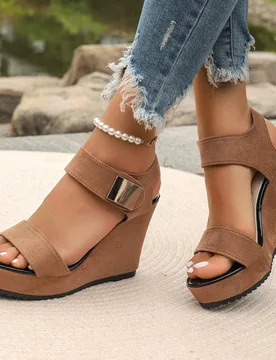 Sandalias de cuña con suela gruesa y cierre de gancho y bucle ligeras para mujer, nuevas para primavera/verano, sandalias versátiles de moda europea - Shein - FashionsVida