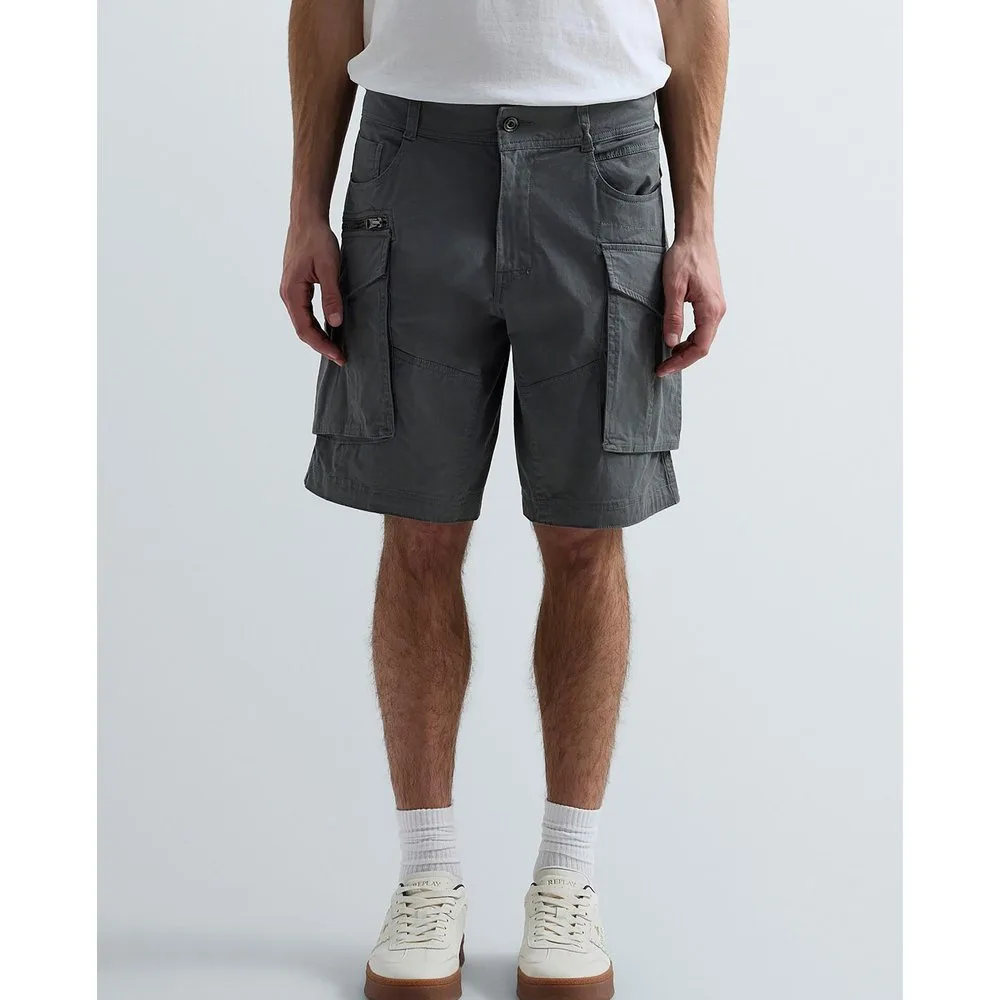 Bermudas cargo de hombre regular fit con bolsillos traseros - Replay - FashionsVida