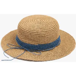 Sombrero de mujer con tira de detalle a contraste en liso