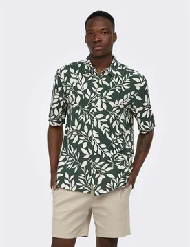 Regular Fit Abstract Print Short Sleeve Shirt Dark Green male - ONLY & SONS - FashionsVida