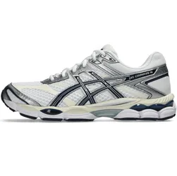 Gel-Cumulus 16 White / Midnight 44.5 Unisex