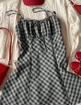 Vestido mini a cuadros rojos para mujer XS - Shein - FashionsVida