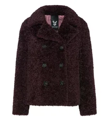 JACKE WOLLE female