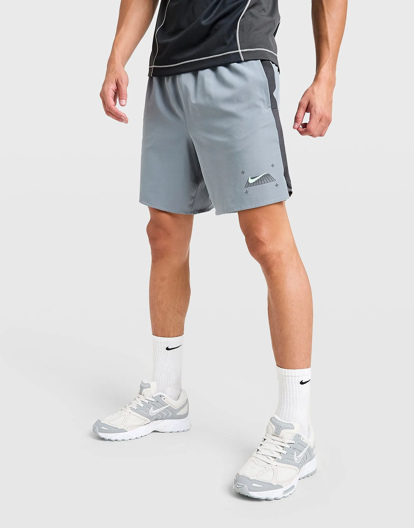 Grid Shorts - Herren, Schwarz - male - Size: M - Nike - FashionsVida