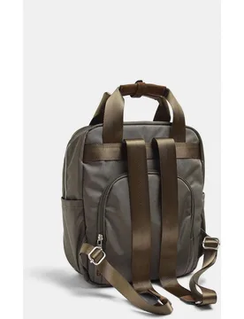 Mochila de mujer con varios compartimentos y cierre de cremallera en liso - Parfois - FashionsVida