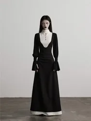 Black and white lace flared sleeves waist-cinching form-fitting long dress