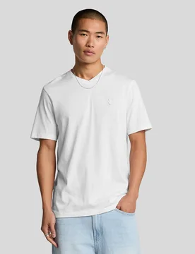 Men's Superfine Cotton V-Neck T-Shirt in White - Lyle & Scott - FashionsVida