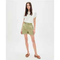 Bermuda de mujer sarga logo jacquard