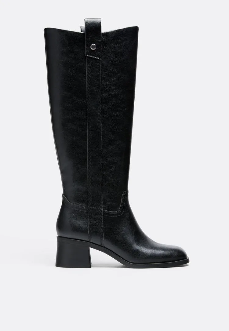 Reitstiefel mit Absatz SCHWARZ 39 - Stradivarius - FashionsVida
