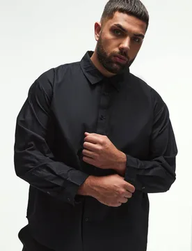 Herren Plus Oversized Fit Oxford Hemd in Schwarz Black Größe 2XL - boohooMAN - FashionsVida