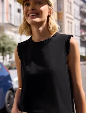 Street One Top mit Rundhals und Rüschendetails female Schwarz - Street One Studio - FashionsVida