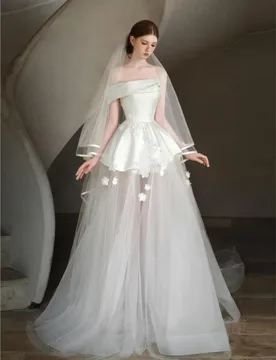 A new light niche and simple white flower-patterned morning dress for welcoming guests going out - Aliexpress - FashionsVida