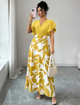 Vestido ajustado y acampanado con mangas de campana, con patrón de hojas de color rojo burdeos elegante para mujer, para primavera/verano L - Shein - FashionsVida