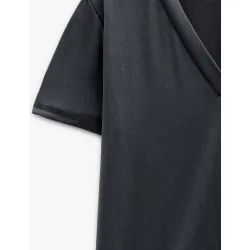 Camiseta de mujer básica de manga corta con cuello pico