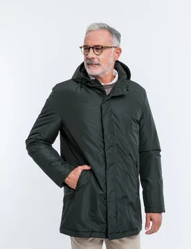 Parka de hombre 100% poliéster en - Wickett Jones - FashionsVida