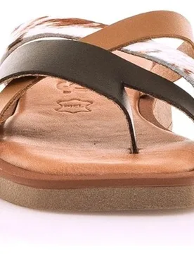 Sandalias planas de mujer en piel con tiras cruzadas - mustang - FashionsVida