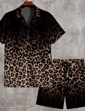 Set de 2 prendas: Camisa de manga corta oversize con estampado degradado de leopardo y pantalón corto a juego para hombre S - Shein - FashionsVida