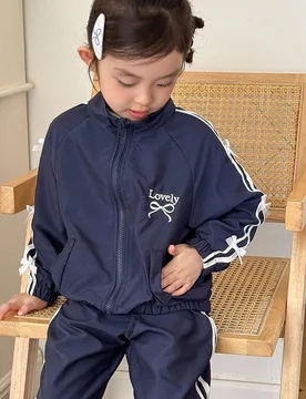 Set de 2 piezas de ropa casual de moda para niñas jóvenes de primavera/otoño, que incluye una chaqueta cortavientos con bordado de moño y una part - Shein - FashionsVida