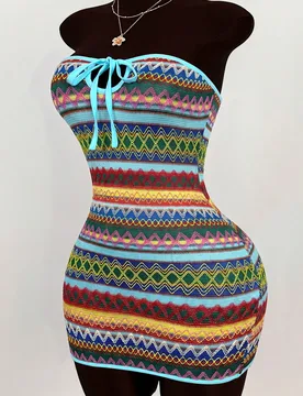 Vestido mini ajustado de estilo bohemio con tela texturizada, escote con lazo y recortes M - Shein - FashionsVida