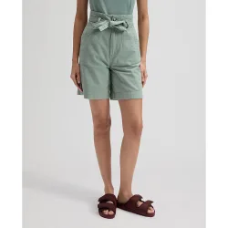 Pantalon corto de mujer plisado