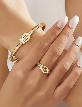 Set de 2 piezas de pulsera y anillo de acero inoxidable chapado en oro de 18K con circonita cúbica, joyería para mujer, para boda, fiesta o regalo d - Shein - FashionsVida