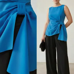 Blusa sin mangas de unicolor con bajo asimétrico talla grande 4XL