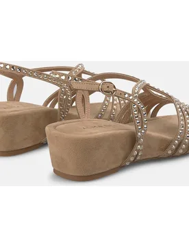 Sandalias de cuña de mujer en piel con multiples tiras con transfer en la parte delantera - Alma en Pena - FashionsVida