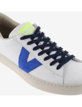 Zapatillas deportivas unisex de piel blanca con piezas de color - Victoria - FashionsVida