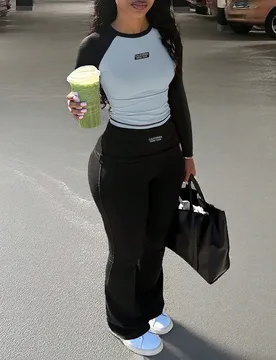 Conjunto de 2 piezas para mujer con contraste en blanco y negro, estilo casual, pantalones de chándal + top ajustado de manga larga, uso diario en ca - Shein - FashionsVida