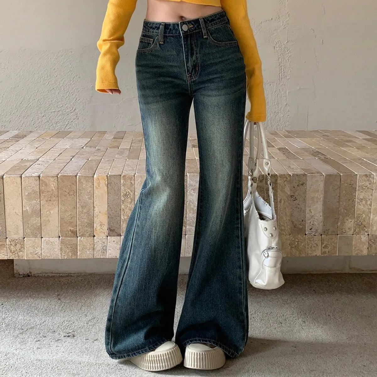 Jeans acampanados de tiro bajo para mujer S - Shein - FashionsVida