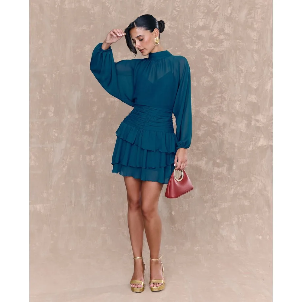 Vestido corto con cuello halter y mangas abullonadas - MIPHAI - FashionsVida