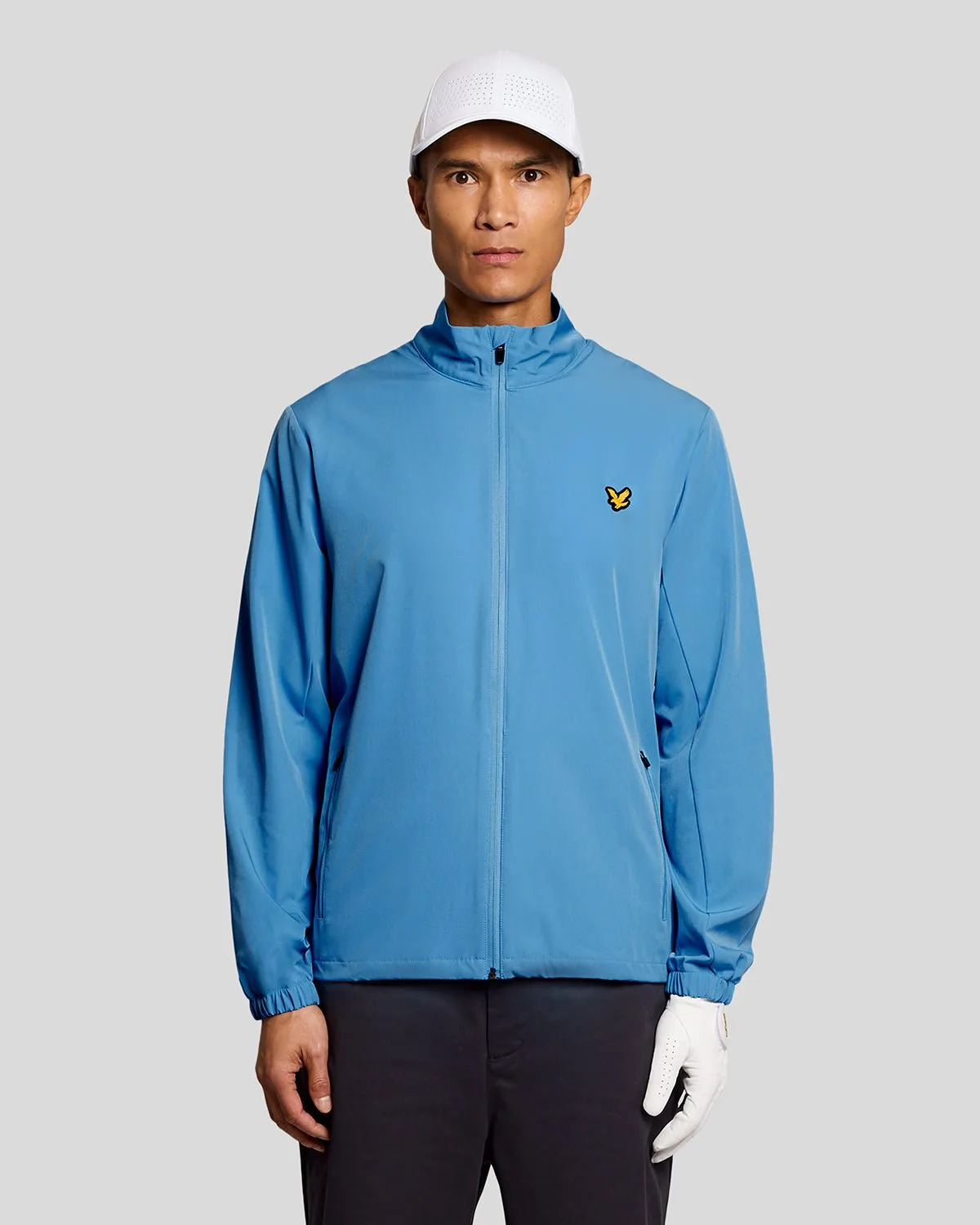 Men's Golf Lightweight Packable Jacket in Blue - Lyle & Scott - FashionsVida
