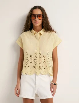 Sfera - Camisa troquelada - Sfera - FashionsVida