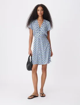 Vestido corto con estampado floral - IKKS - FashionsVida