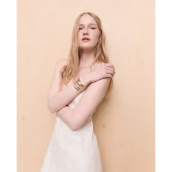 Vestido midi con tirantes de mujer