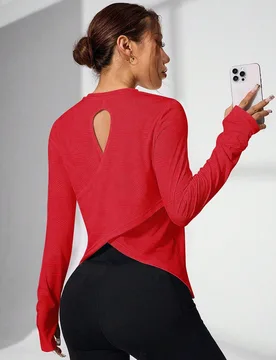 Camiseta deportiva de manga larga de unicolor y estilo minimalista para mujer, top de entrenamiento rojo, top de manga larga para gimnasio, blusa de m - Shein - FashionsVida