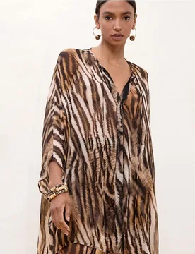 Camisa con estampado de cebra - Lola Casademunt - FashionsVida