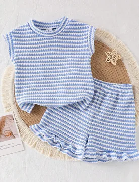 Conjunto de 2 piezas para niñas de verano con mangas acampanadas, a juego familiar con estampado floral & a cuadros, suave y cómodo para casa y exte - Shein - FashionsVida