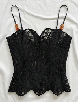 Camisola de de verano estilo boho para club nocturno con textura, cuentas, espalda descubierta y lazo, elegante atuendo de invitada para boda tropical - Shein - FashionsVida
