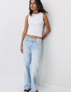 B04 Basic ärmelloses, figurbetontes Top Weiß L - Stradivarius - FashionsVida