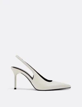Absatzschuhe aus Kunstleder NATUR 39 - Stradivarius - FashionsVida