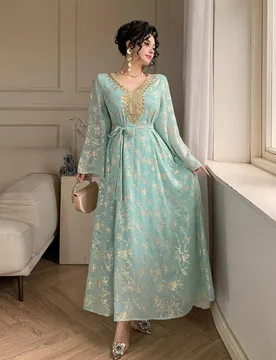 Vestido de mujer elegante con encaje floral y parches, cuello en V con cinturón, vestido de invitada de boda de primavera/verano, vestido de playa es - Shein - FashionsVida