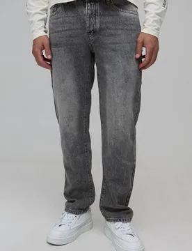 Herren Essenzielle Jeans Hosen Mit Gerader Passform Stone Größe 32S - boohooMAN - FashionsVida