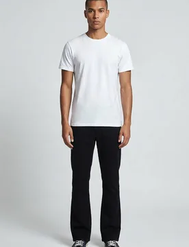 Herren Schmal Geschnittene Ausgestellte Hose Aus Gewaschenem Twill Mit Halbiertem Bund Black Größe XL - boohooMAN - FashionsVida