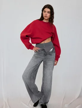 Basic-Sweatshirt Rot M - Stradivarius - FashionsVida