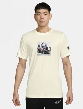 T-Shirt - Beige - male - Size: S - Nike - FashionsVida