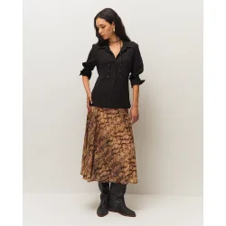 Camisa larga de mujer con cinturón y cuello camisero