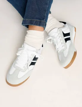 Women's Side Stripe Trainers In Wide E Fit in White Size: 8E - White - Size: 8E - Yours - FashionsVida