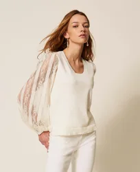 Pull avec manches en dentelle
